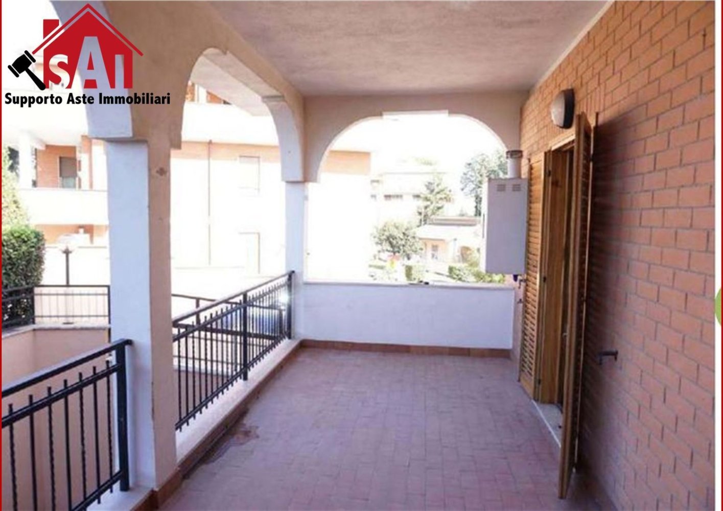 3 rooms Apartment in Rome, Italy No. 198687