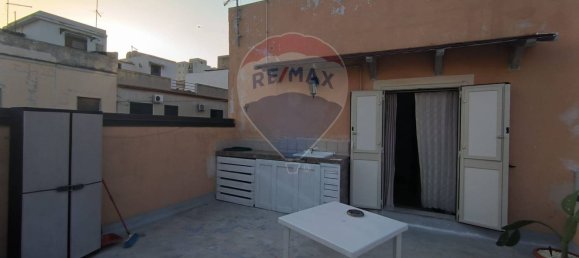 130m² Commercial property in Avola, Italy No. 354383 19