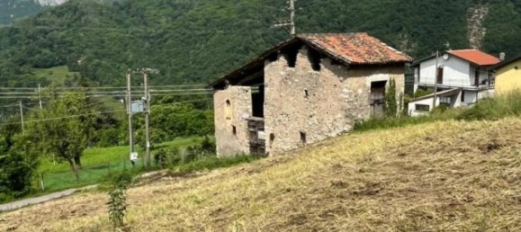 1 bedroom House in Lecco, Italy No. 332314 2