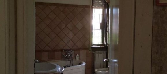 4 غرف نوم شقة في Rome, Italy رقم 335046 10