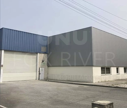 Entrepôt à Vila Nova de Cerveira, Portugal 741m² No. 229873