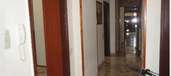 Квартира с 3 комнатами в Корсико, Италия № 133687 9