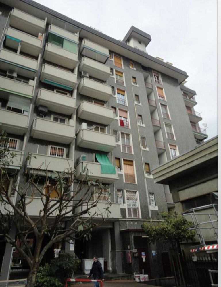 Квартира с 3 комнатами в Корсико, Италия № 133687