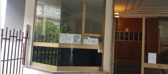 Квартира с 3 комнатами в Корсико, Италия № 133687 3