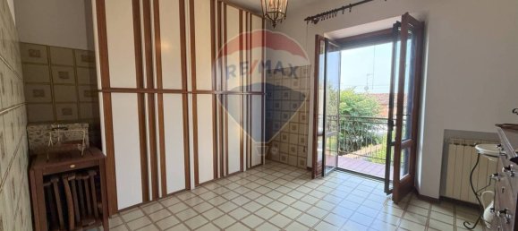 Casa de 3 dormitorios en Volta Mantovana, Italy No. 295822 13