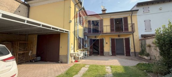 Casa de 3 dormitorios en Volta Mantovana, Italy No. 295822 3