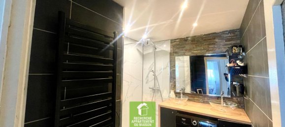 2 chambres Appartement à La Verpillière, France No. 269866 11