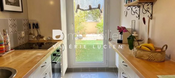 3 rooms Apartment in Avignon, France No. 285618 2