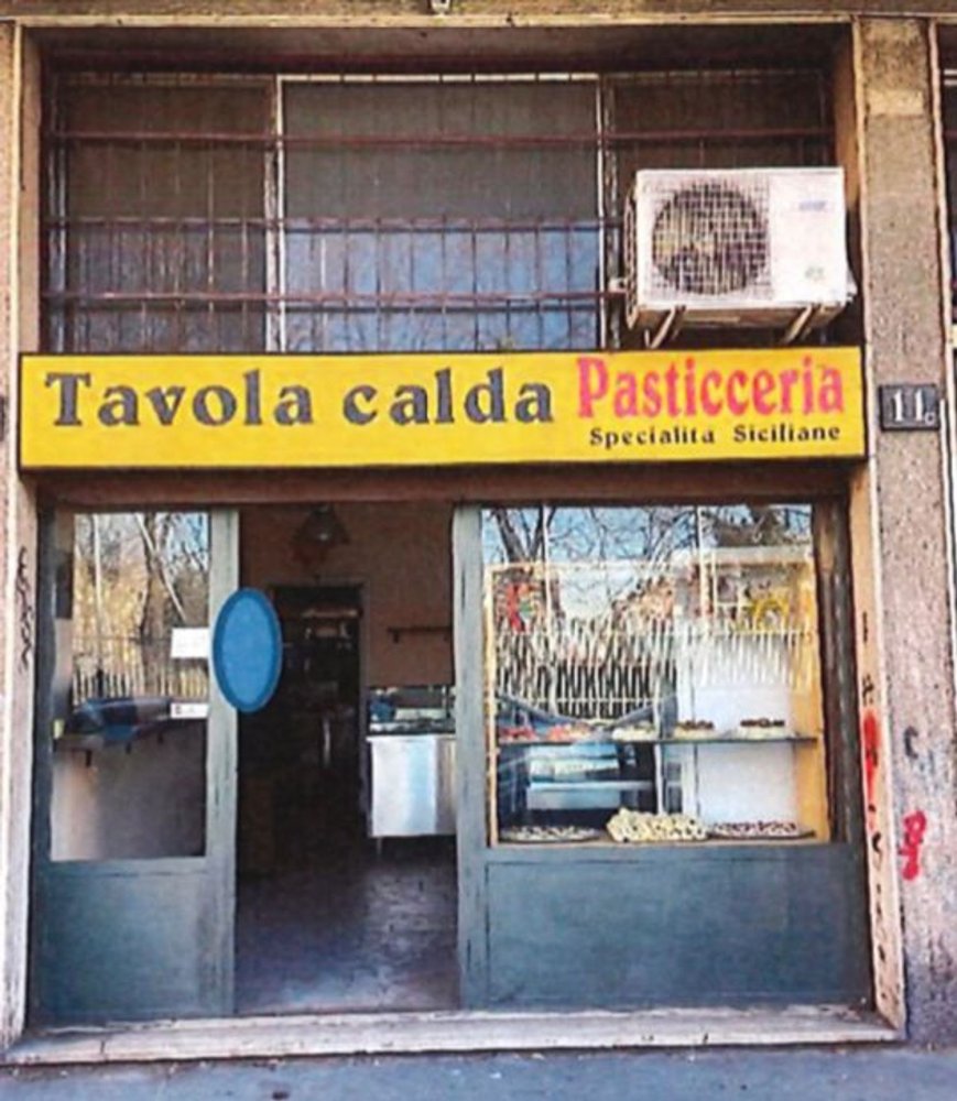 2 rooms Apartment in Milan, Italy No. 245923