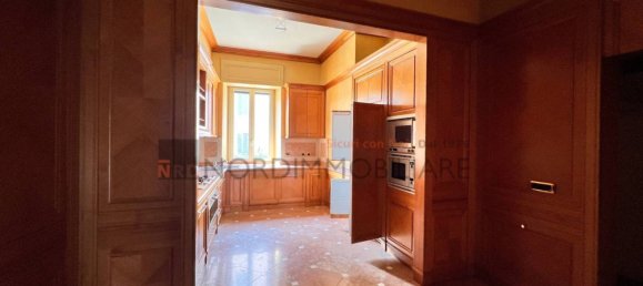 4 غرف نوم شقة في Brescia, Italy رقم 290403 21