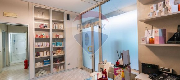 5-Zimmer Gewerbliche Immobilie in Osio Sotto, Italy, Nr. 309131 25