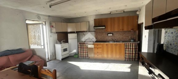 4-salle Maison à Montemezzo, Italy No. 38790 3