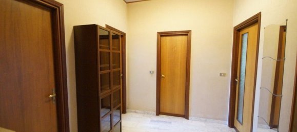 4 Schlafzimmer Wohnung in Turin, Italy, Nr. 380897 19