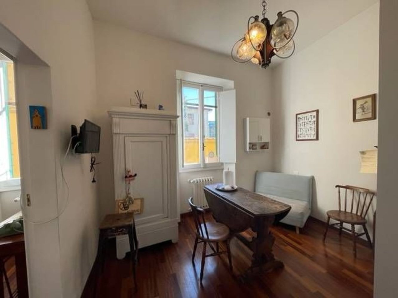 4غرفة شقة في Florence, Italy رقم 144158