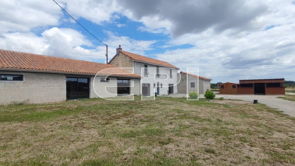 7 Schlafzimmer Haus in Loudun, France, Nr. 307325