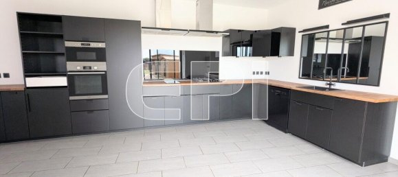 7 Schlafzimmer Haus in Loudun, France, Nr. 307325 5