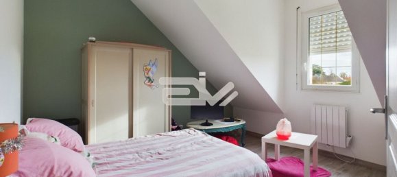 Casa de 4 dormitorios en Romigny, France No. 53107 6