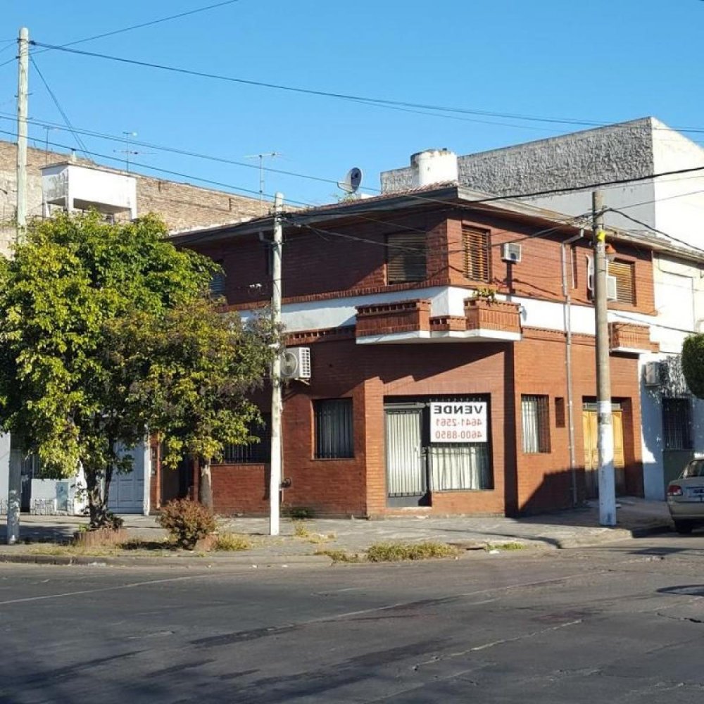 3 Schlafzimmer Haus in Tres de Febrero, Argentina, Nr. 10452