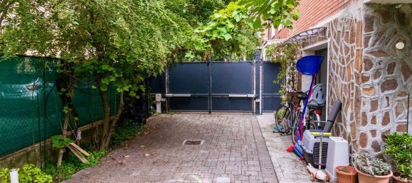 5 Schlafzimmer Haus in Modena, Italy, Nr. 381655 9