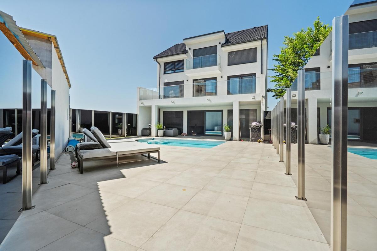 6-salle Maison à Enzesfeld-Lindabrunn, Austria No. 227837