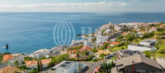 4 bedrooms Villa in Funchal, Portugal No. 127975 31