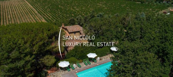 Дом с 20 комнатами в Бучине, Италия № 180911 2