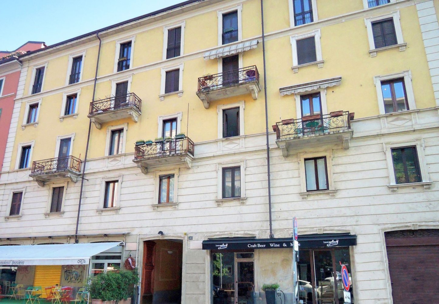 2 bedrooms Apartment in Milan, Italy No. 357812