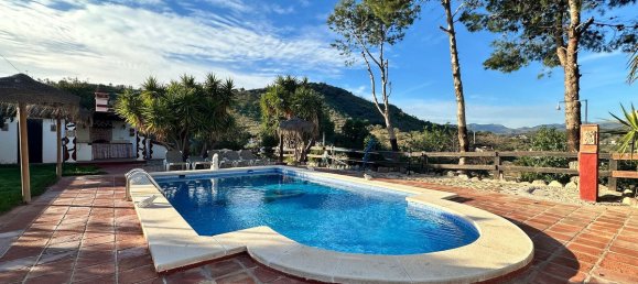 5 غرف نوم منزل في Malaga, Spain رقم 35846 2