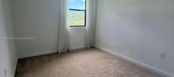 4 غرف نوم عقار تجاري في Miami, الولايات المتحدة رقم 614842 16