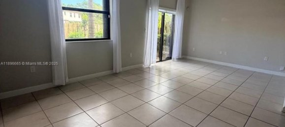 4 غرف نوم عقار تجاري في Miami, الولايات المتحدة رقم 614842 9