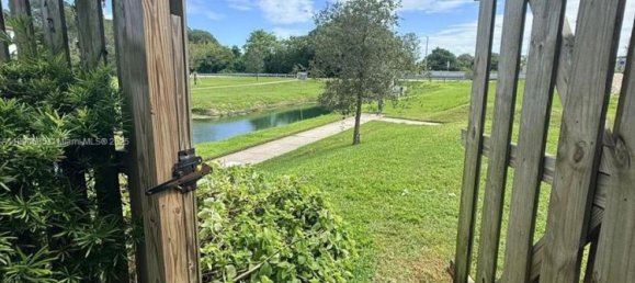 4 غرف نوم عقار تجاري في Miami, الولايات المتحدة رقم 614842 11
