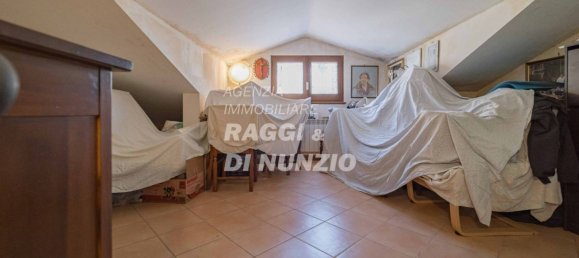 2 Schlafzimmer Penthouse in Grottaferrata, Italy, Nr. 195954 22