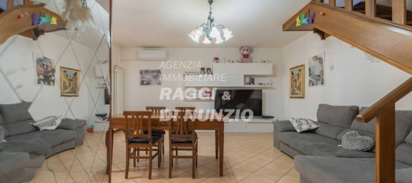 2 Schlafzimmer Penthouse in Grottaferrata, Italy, Nr. 195954 4