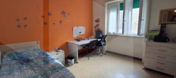 Apartamento de 4 habitaciónes en Bari, Italy No. 40984 6
