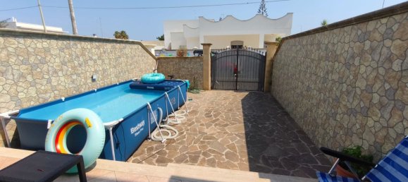 Casa de 3 dormitorios en Torchiarolo, Italy No. 340471 2