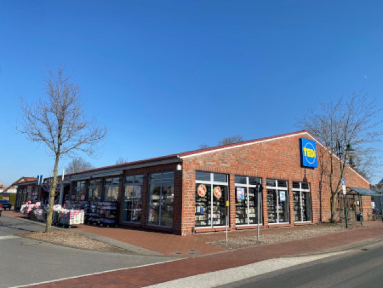 Gewerbliche Immobilie in Cloppenburg, Germany 824m², Nr. 228120