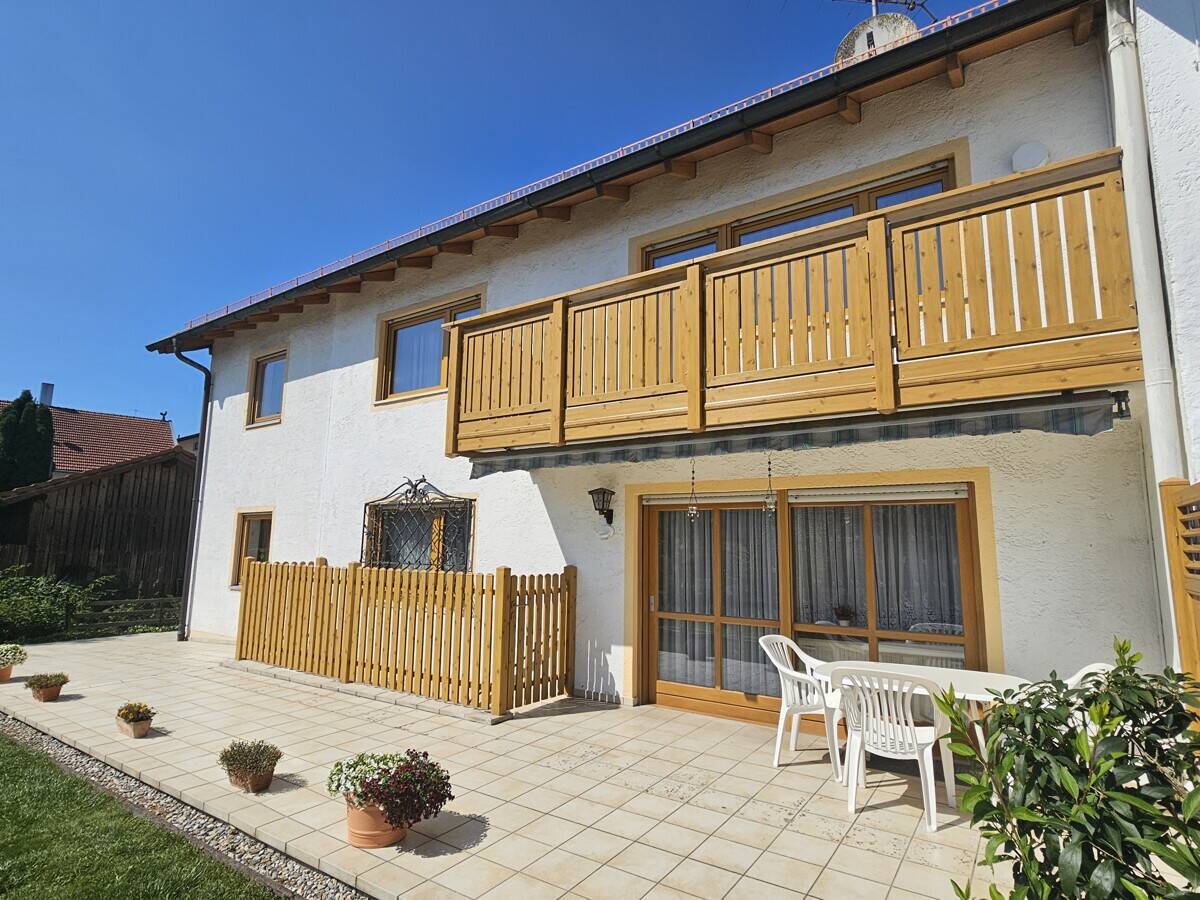 4 bedrooms Townhouse in Altotting, Germany No. 313973