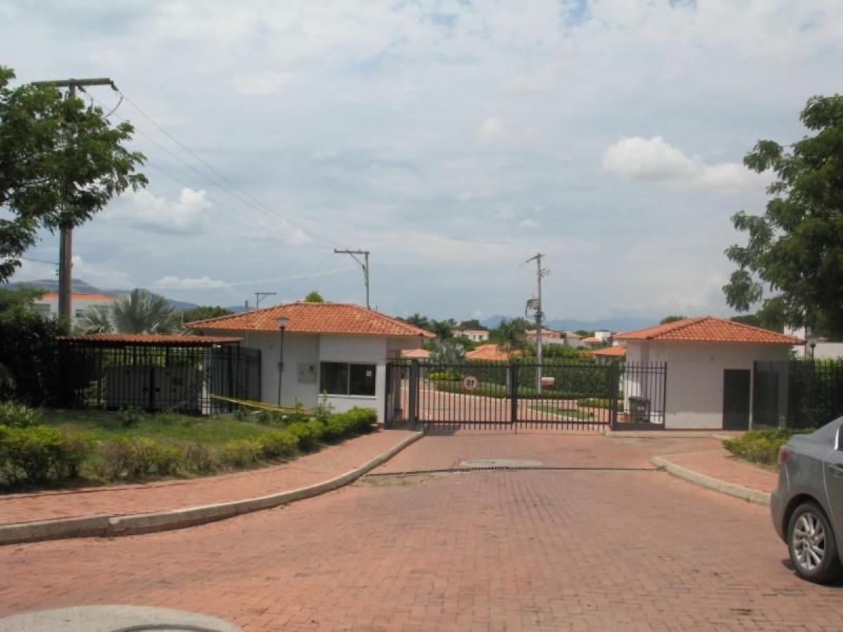 3 bedrooms House in Cundinamarca, Colombia No. 9362