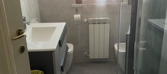 7 rooms House in Carrara, Italy No. 50905 11