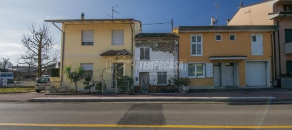 3 rooms House in Cesena, Italy No. 260559 4