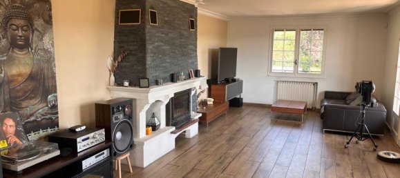 3 bedrooms House in Cessieu, France No. 339321 3