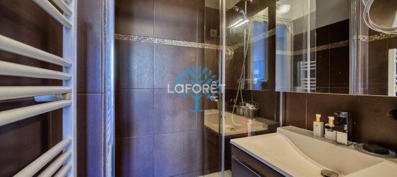 3 bedrooms Apartment in Puteaux, France No. 145159 10