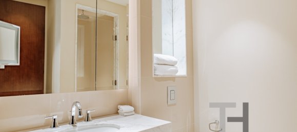 2 bedrooms Apartment in Burj Khalifa, UAE No. 32199 13