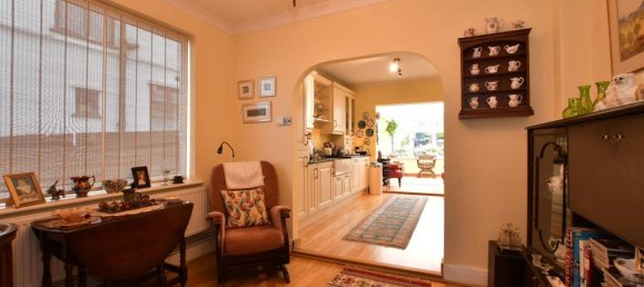 4 Schlafzimmer Haus in Chingford, United Kingdom, Nr. 3931 32