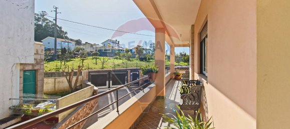 4 bedrooms House in Gondomar, Portugal No. 16341 12