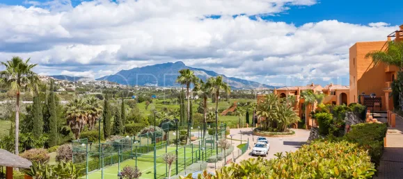 Apartamento de 3 dormitorios en Benahavís, Spain No. 177769 3