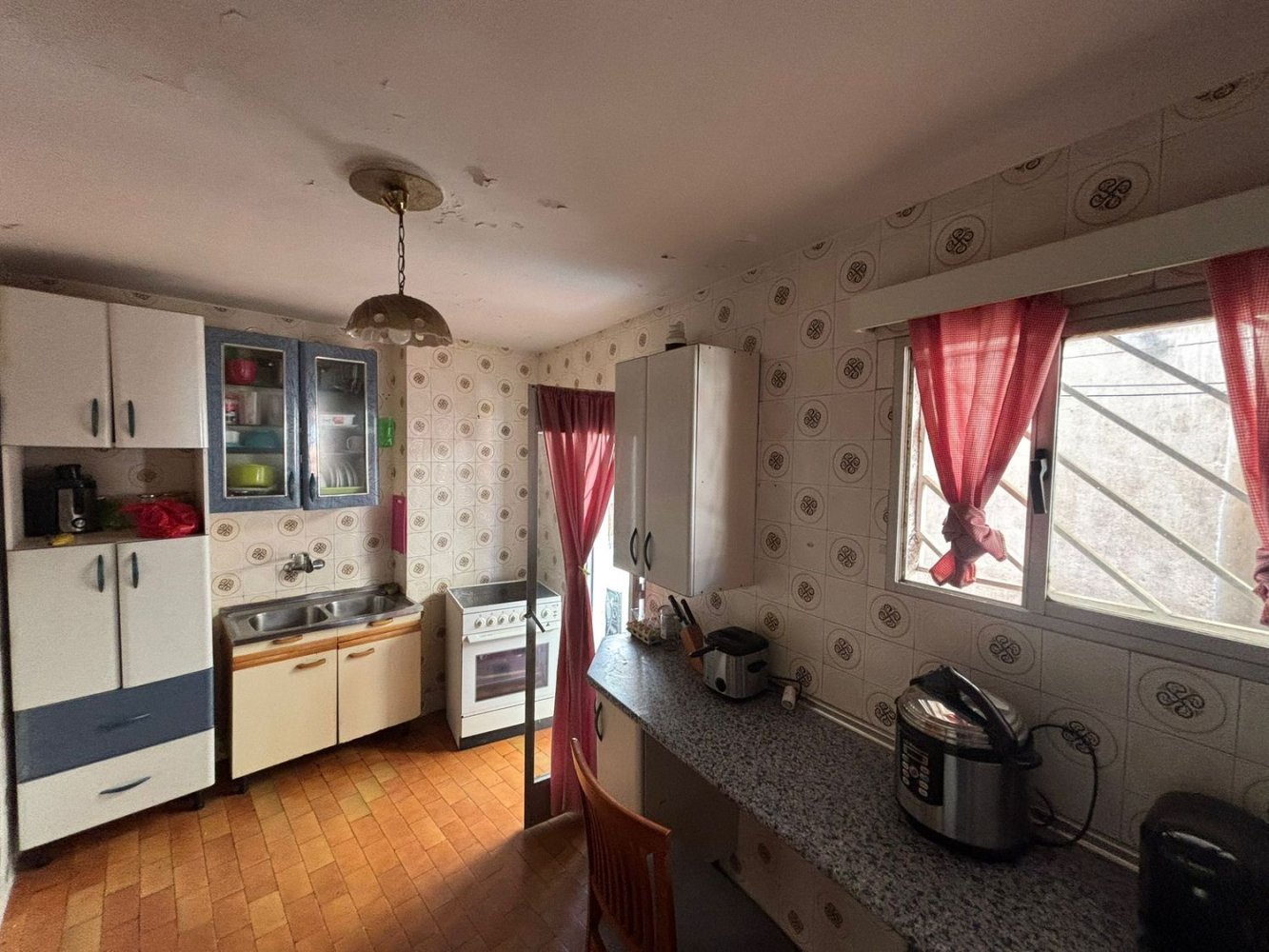 Apartamento de 4 dormitorios en Madrid, Spain No. 275544