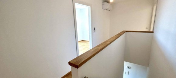 Квартира с 3 комнатами в Нойзидль ам Зе, Австрия № 120780 4