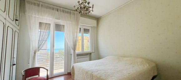 3 rooms Apartment in Rimini, Italy No. 275402 14