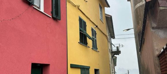 2 rooms Apartment in Follo, Italy No. 83286 2